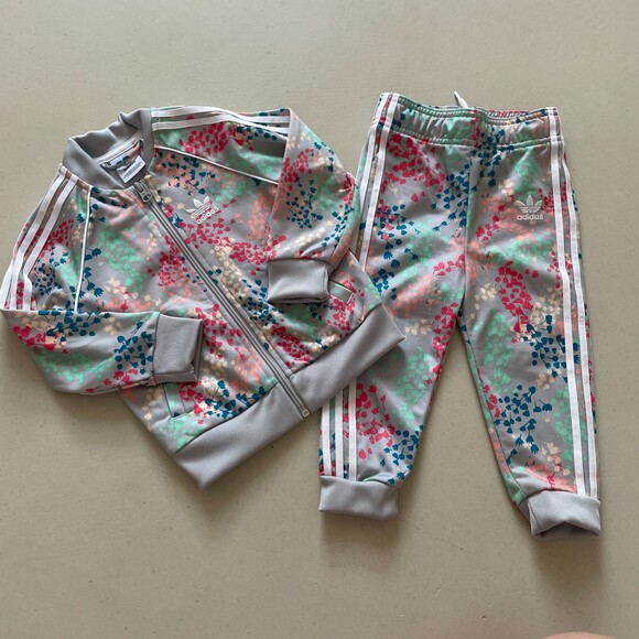 adidas Floral Print Track Jacket and Pants Set Gray Pink 2T - Picture 3 of 8